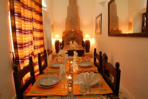 thumbnail: Restaurant