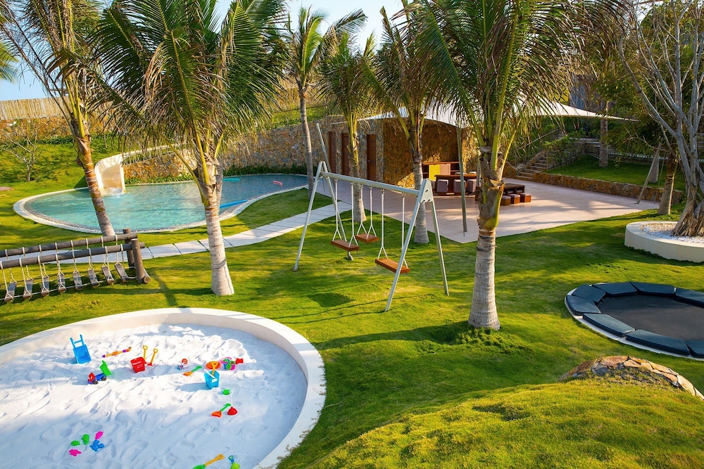 Children's play area - outdoor