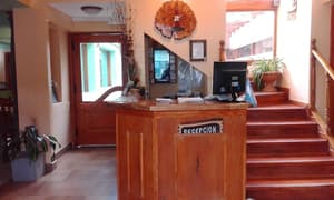 thumbnail: Interior entrance