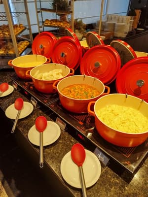 thumbnail: Restaurant