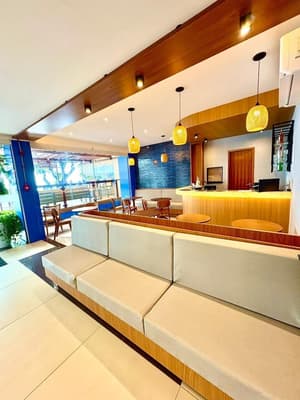 thumbnail: Bar (on property)