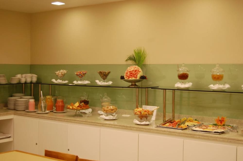 Restaurant-cafeteria