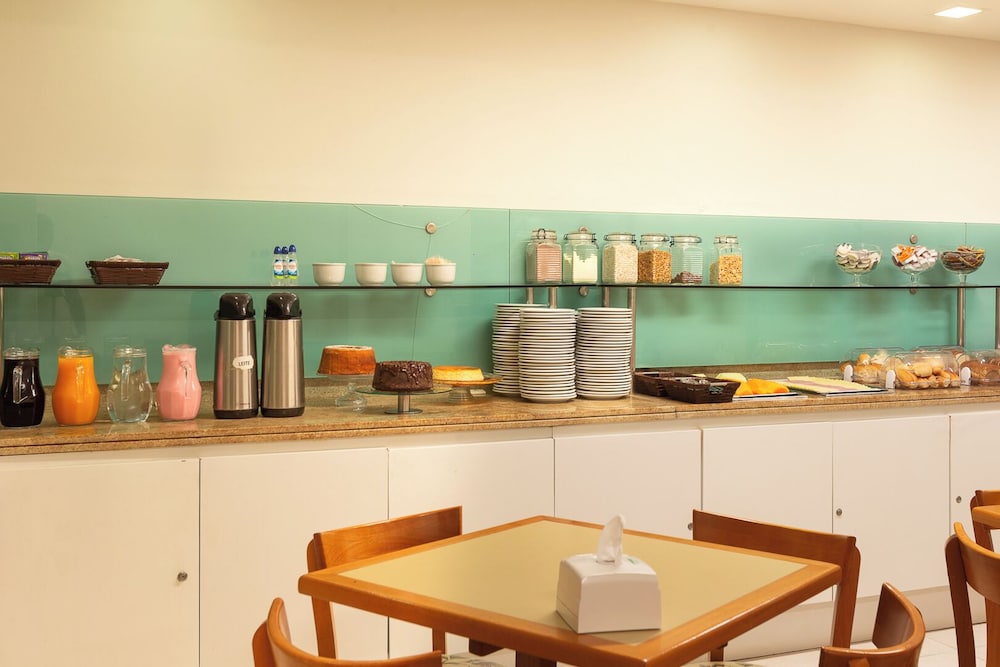 Restaurant-cafeteria