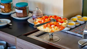 thumbnail: Restaurant