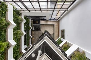 thumbnail: Property entrance