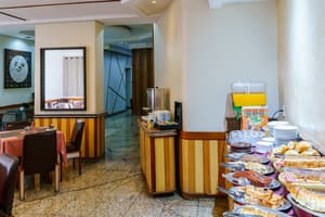thumbnail: Restaurant