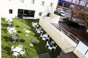 thumbnail: Terrace/patio
