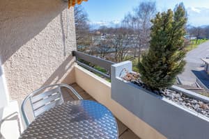 thumbnail: Balcony