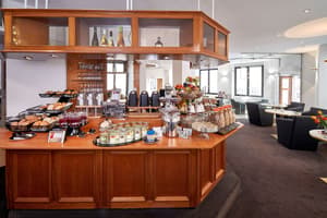 thumbnail: Restaurant