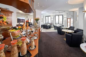 thumbnail: Restaurant