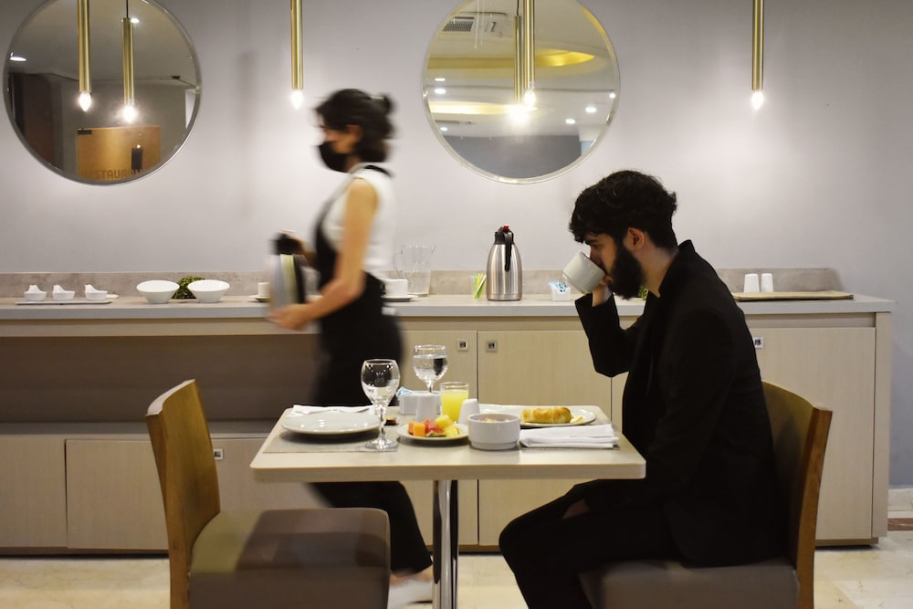 Restaurant-cafeteria