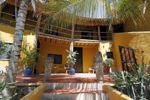 thumbnail: Exterior