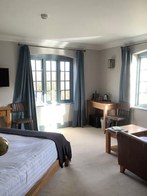 thumbnail: Room