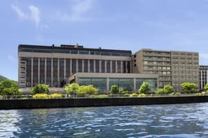 thumbnail: Exterior