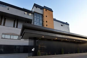 thumbnail: Exterior