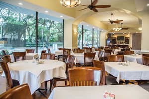 thumbnail: Restaurant
