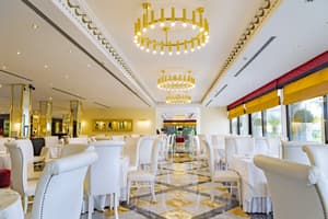 thumbnail: Restaurant