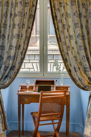 thumbnail: Interior