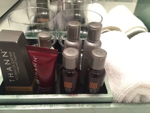 thumbnail: Bathroom amenities