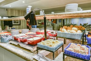 thumbnail: Breakfast area