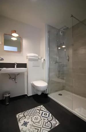 thumbnail: Bathroom