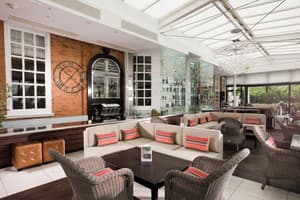 thumbnail: Bar (on property)