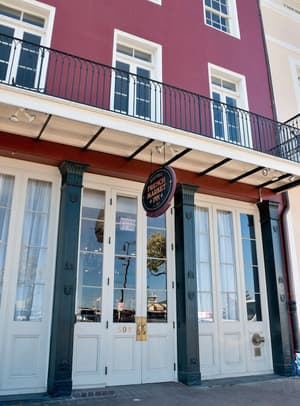 thumbnail: Exterior detail