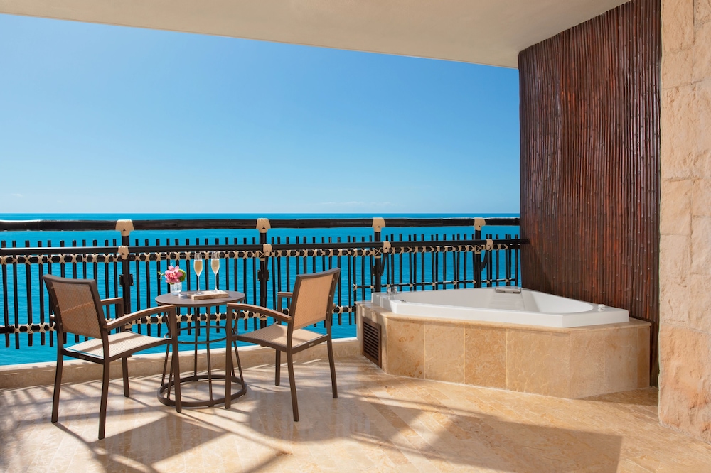 Beach/ocean view