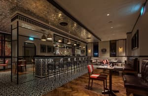 thumbnail: Poolside bar