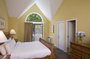 thumbnail: Endicott Villa