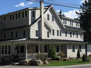 thumbnail: Exterior