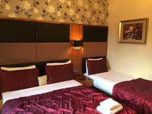 thumbnail: Room