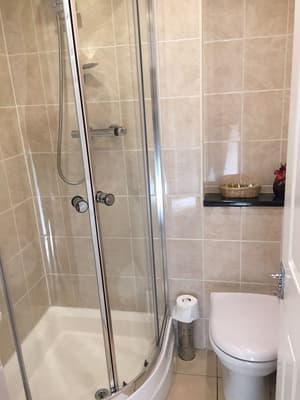 thumbnail: Bathroom shower
