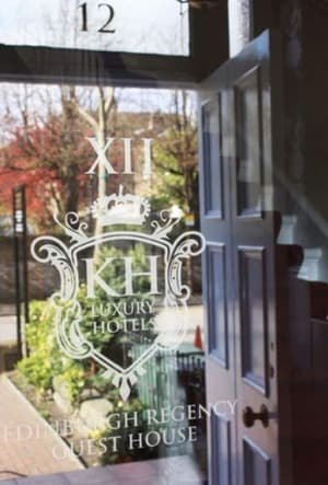 thumbnail: Interior entrance
