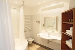 thumbnail: Bathroom