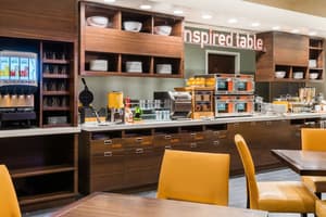 thumbnail: Breakfast area