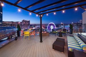 thumbnail: Terrace/patio