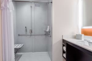 thumbnail: Bathroom shower