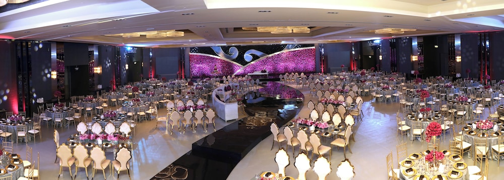 Indoor wedding