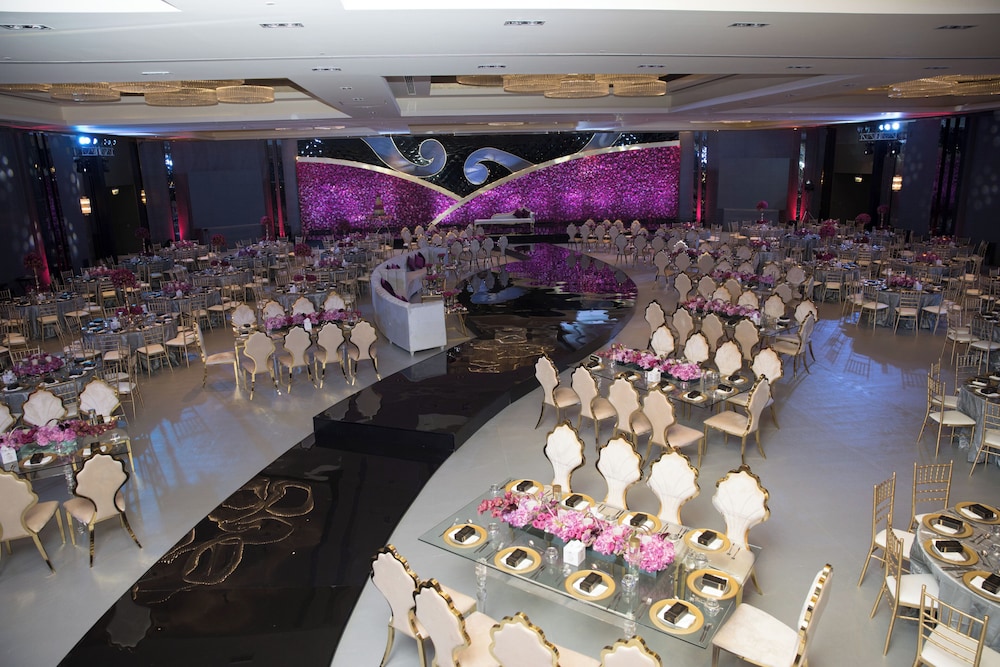 Indoor wedding