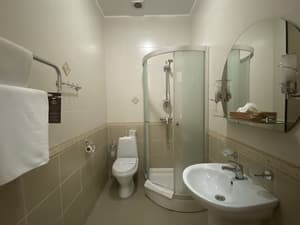 thumbnail: Bathroom