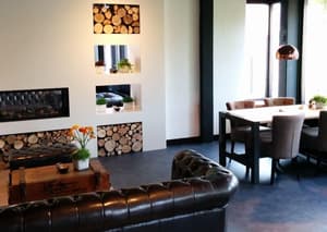 thumbnail: Lobby sitting area