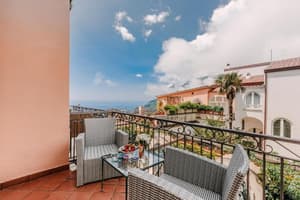 thumbnail: Balcony