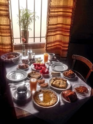 thumbnail: Breakfast area