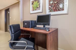 thumbnail: Business center