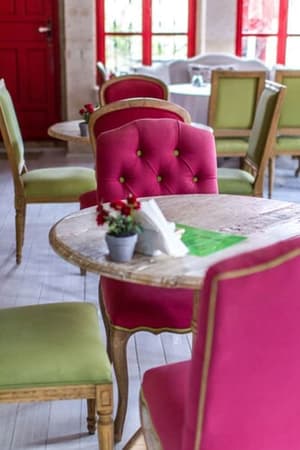 thumbnail: Restaurant