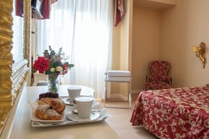 thumbnail: In-room dining