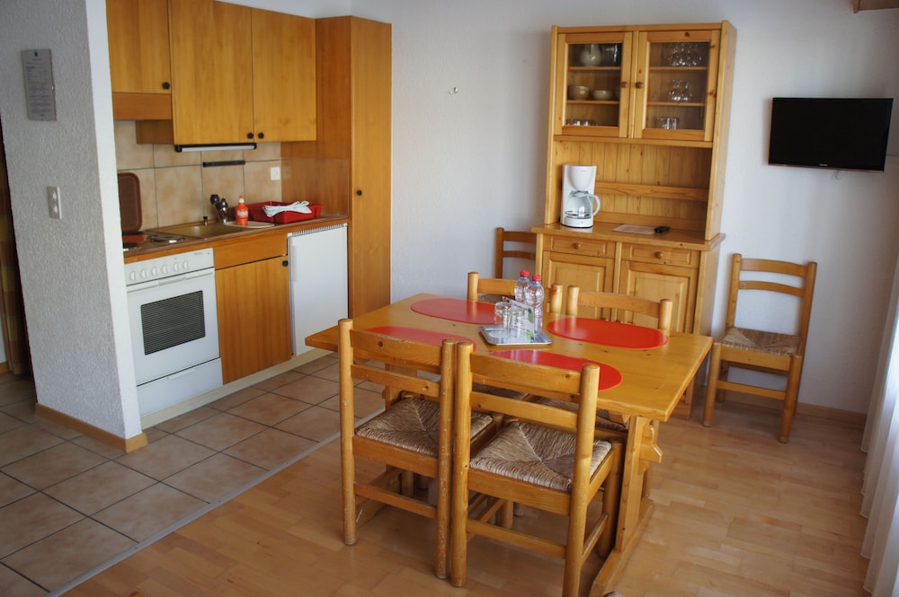 Restaurant-cafeteria