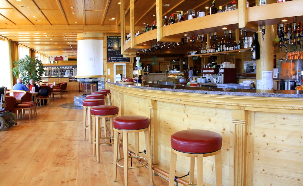 Restaurant-cafeteria