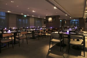 thumbnail: Bar (on property)